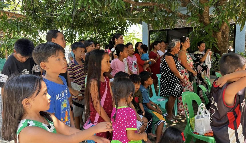Worship time at Balaybay Castillejos